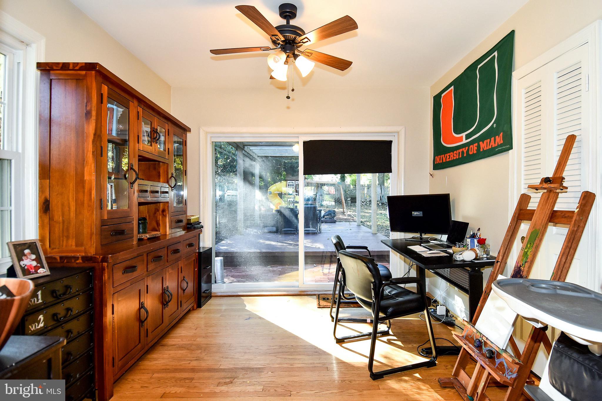 2116 Seminary Road Silver Spring, MD 20910 - Photo 7 of 33 Large flex space for office, den or play area.