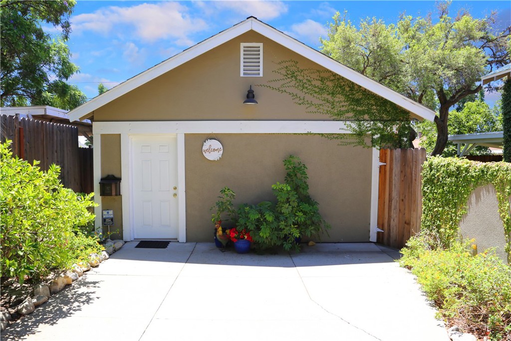 614 East I Street, Unit B Ontario, CA 91764 - Photo 1 of 20