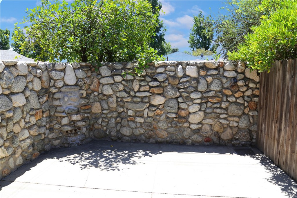 614 East I Street, Unit B Ontario, CA 91764 - Photo 15 of 20