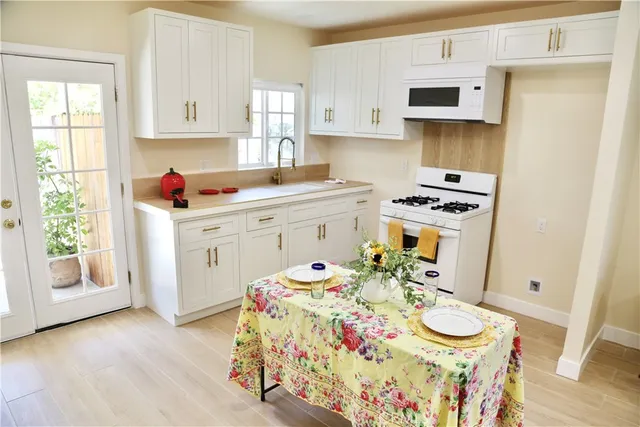 $1,850 | 614 East I Street, Unit B, Ontario, CA 91764