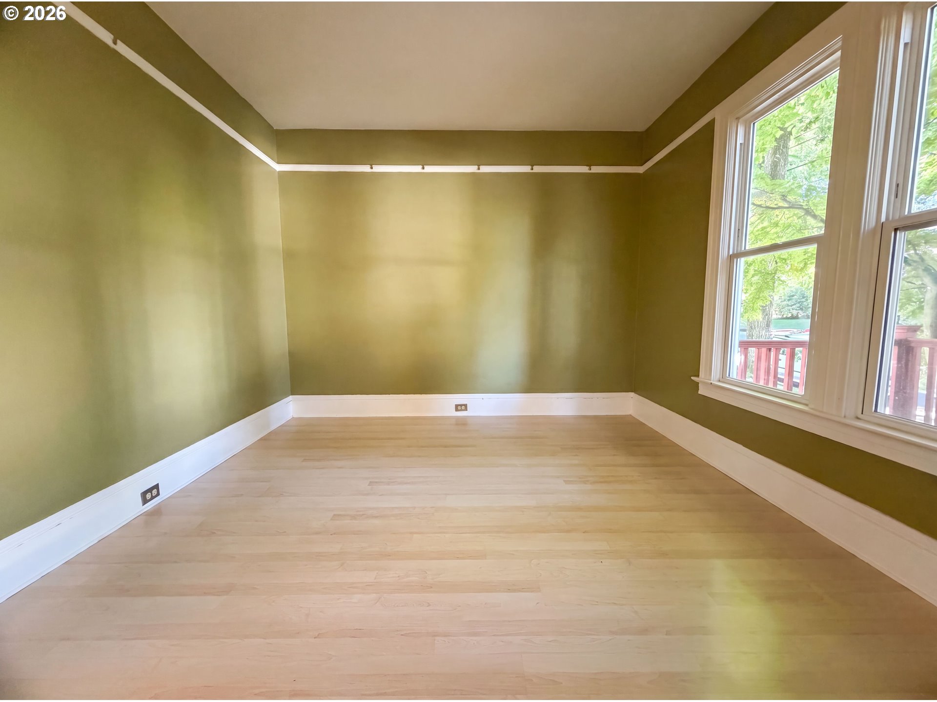 3214 Southeast 9th Avenue Portland, OR 97202 - Photo 3 of 17