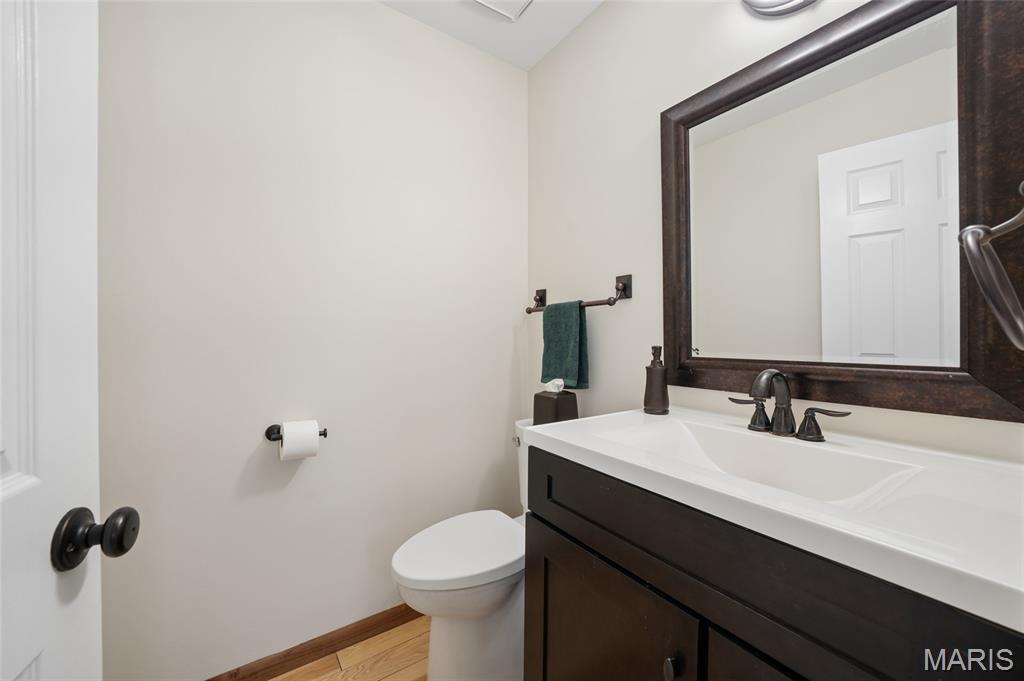 14792 Timberbluff Drive Chesterfield, MO 63017 - Photo 22 of 32