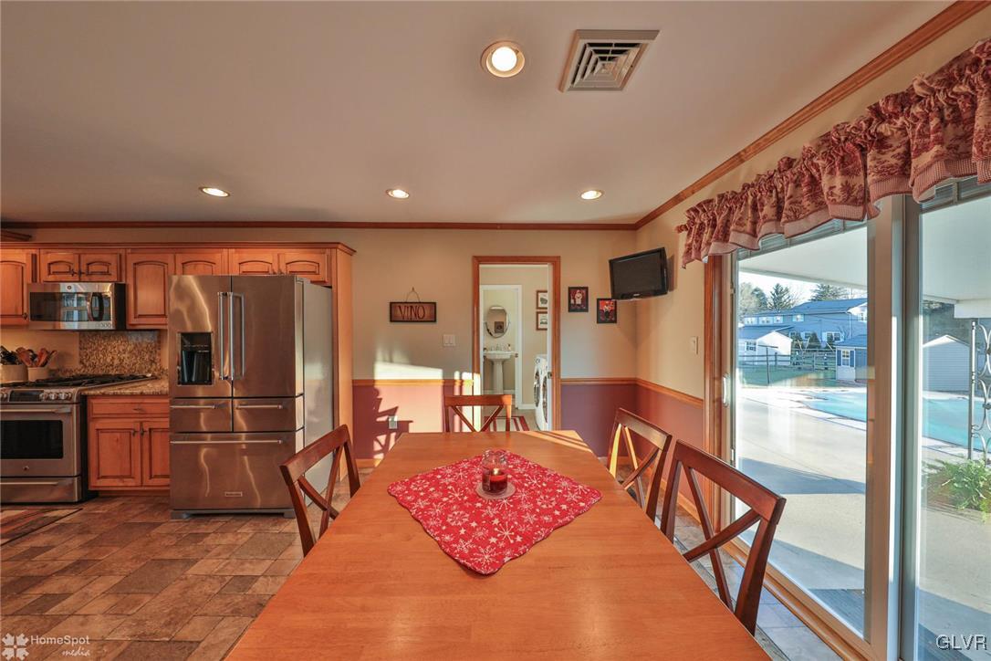 1185 Stark Road Bethlehem, PA 18017 - Photo 23 of 49 Gallery Image 23