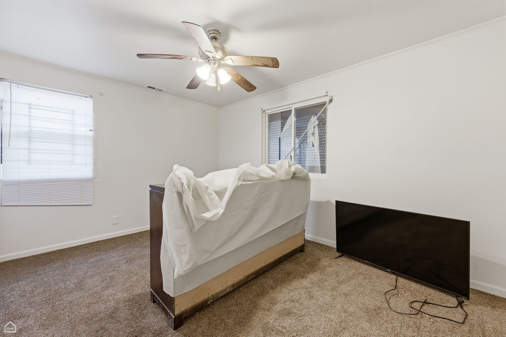 10066 South Van Vlissingen Road Chicago, IL 60617 - Photo 4 of 17