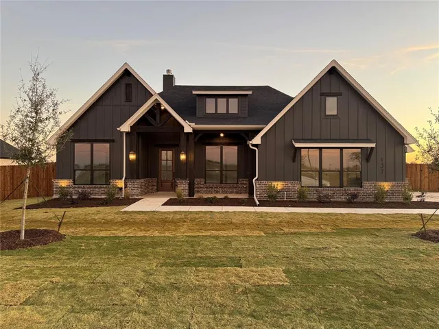 $529,730 | 137 Red Fox Trail, Godley, TX 76044