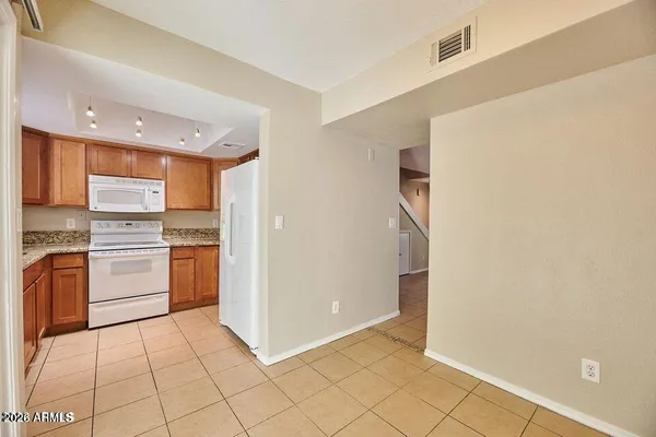 $1,699 | 1402 East Osborn Road, Unit 1, Phoenix, AZ 85014