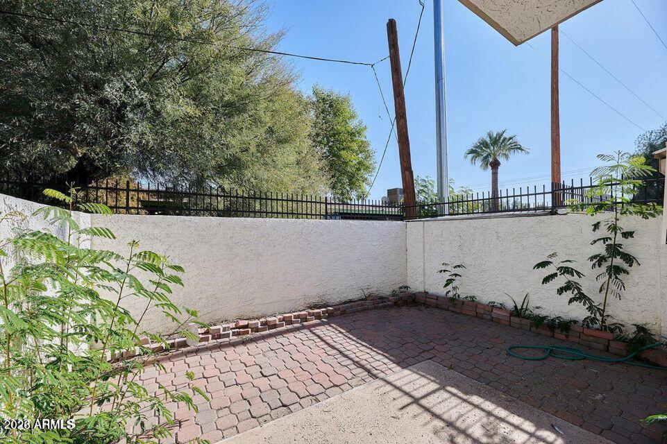 1402 East Osborn Road, Unit 1 Phoenix, AZ 85014 - Photo 5 of 26 20240103232755684502000000-o