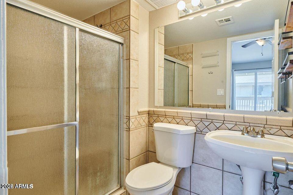 1402 East Osborn Road, Unit 1 Phoenix, AZ 85014 - Photo 9 of 26 20240103232803075523000000-o