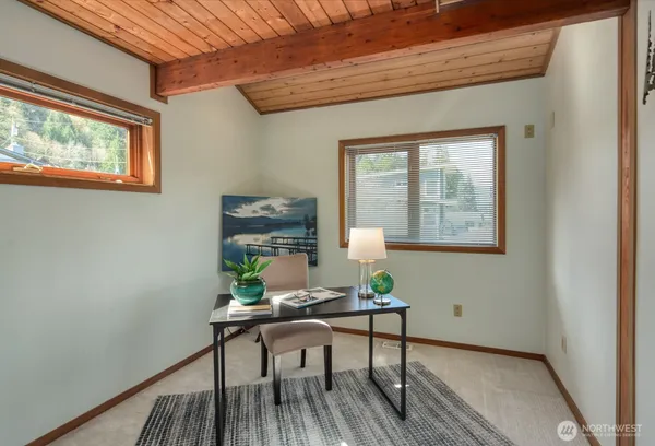 $1,045,000 | 667 Wyatt Lane West, Seabeck, WA 98380