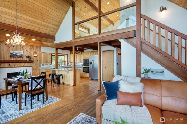 $1,045,000 | 667 Wyatt Lane West, Seabeck, WA 98380