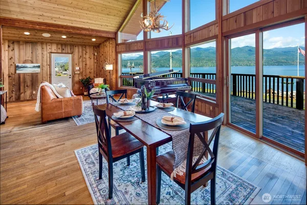 $1,045,000 | 667 Wyatt Lane West, Seabeck, WA 98380