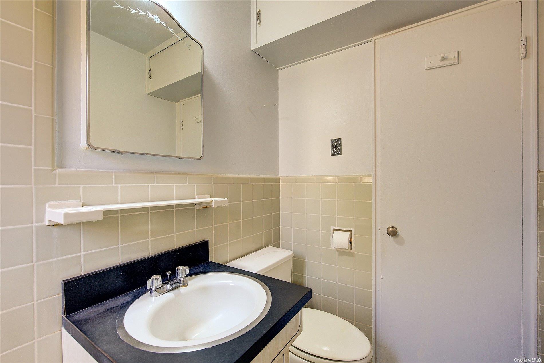 86-43 Springfield Boulevard, Unit DUPLEX Queens, NY 11427 - Photo 23 of 24