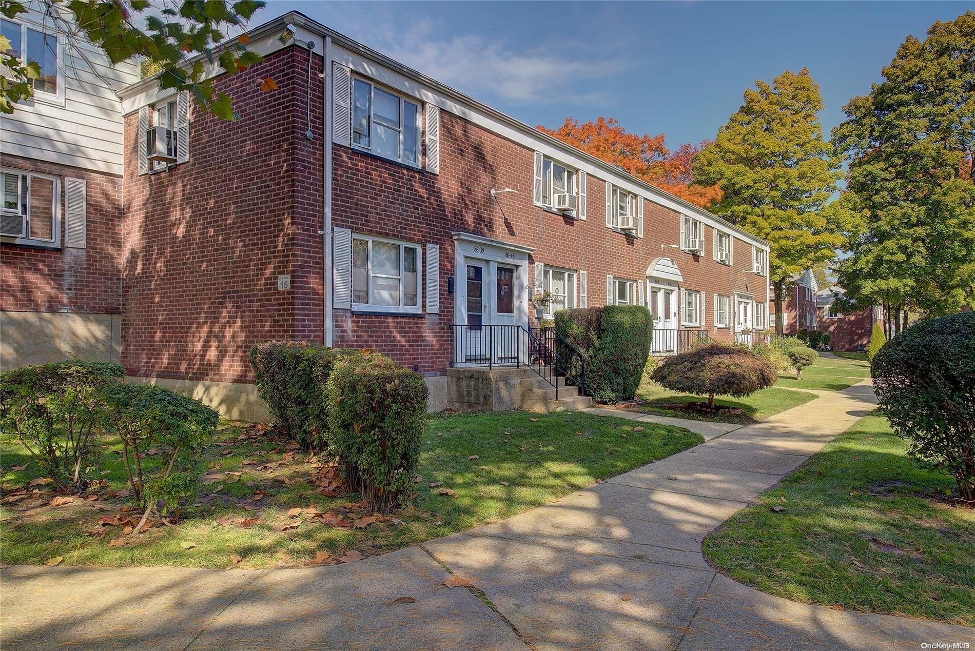 86-43 Springfield Boulevard, Unit DUPLEX Queens, NY 11427 - Photo 3 of 24