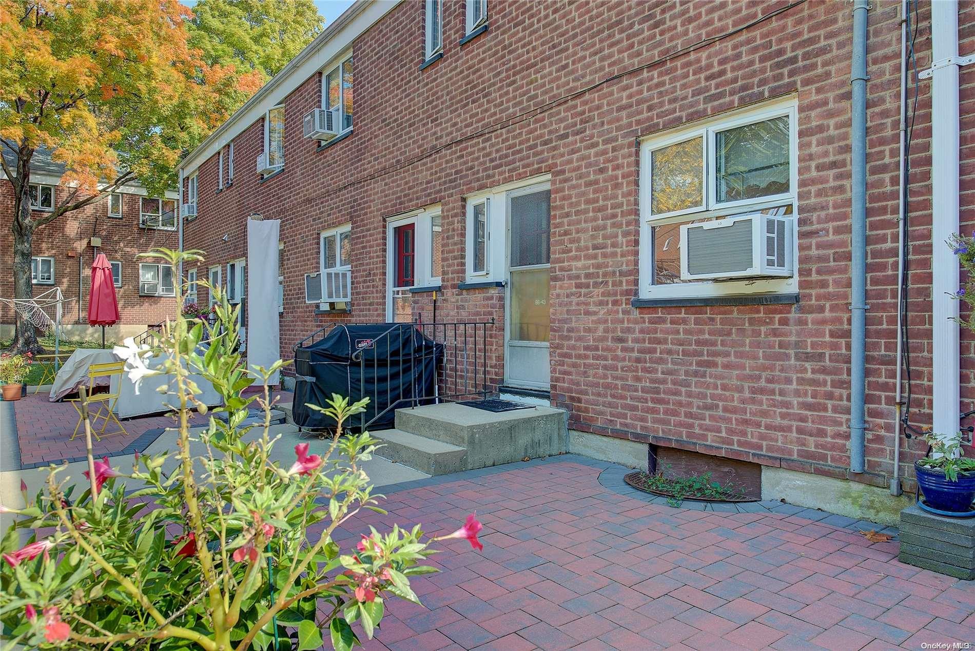 86-43 Springfield Boulevard, Unit DUPLEX Queens, NY 11427 - Photo 5 of 24