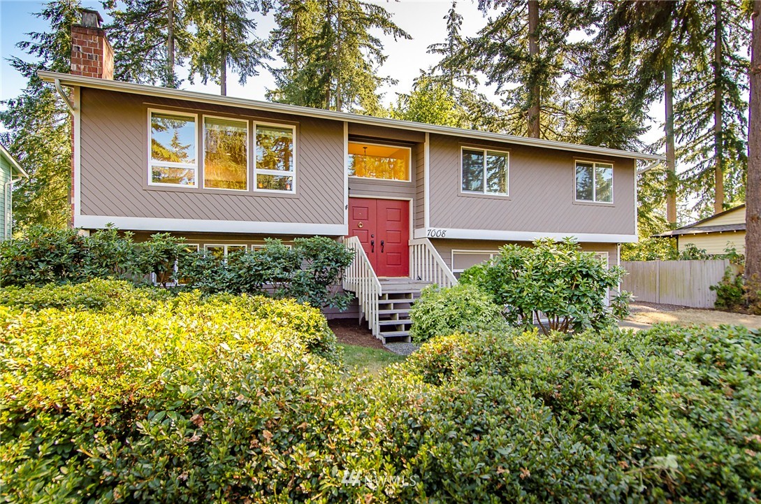 7008 174th Street Southwest Edmonds, WA 98026 - Photo 1 of 25 Gallery Image 1