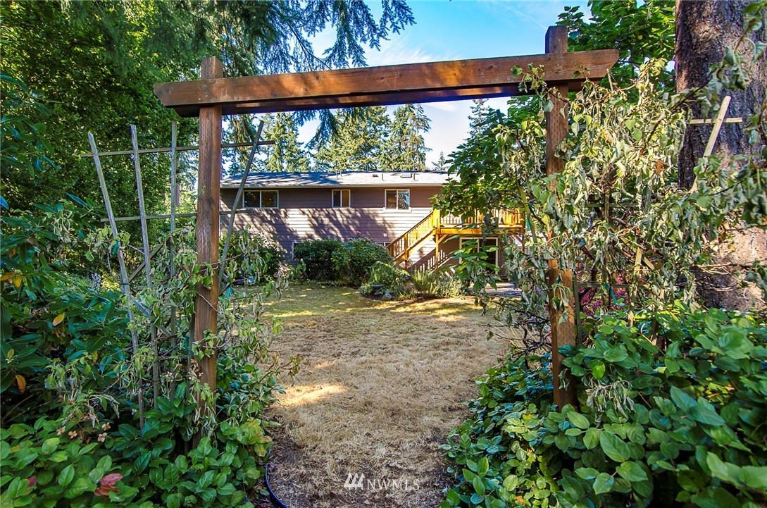 7008 174th Street Southwest Edmonds, WA 98026 - Photo 20 of 25 Gallery Image 20