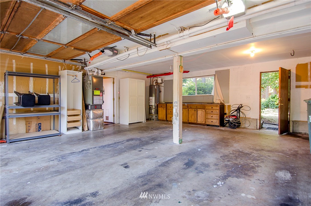 7008 174th Street Southwest Edmonds, WA 98026 - Photo 23 of 25 Gallery Image 23