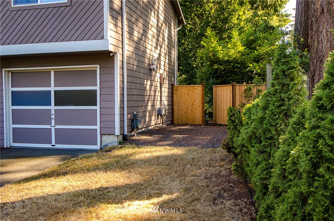 7008 174th Street Southwest Edmonds, WA 98026 - Photo 25 of 25 Gallery Image 25
