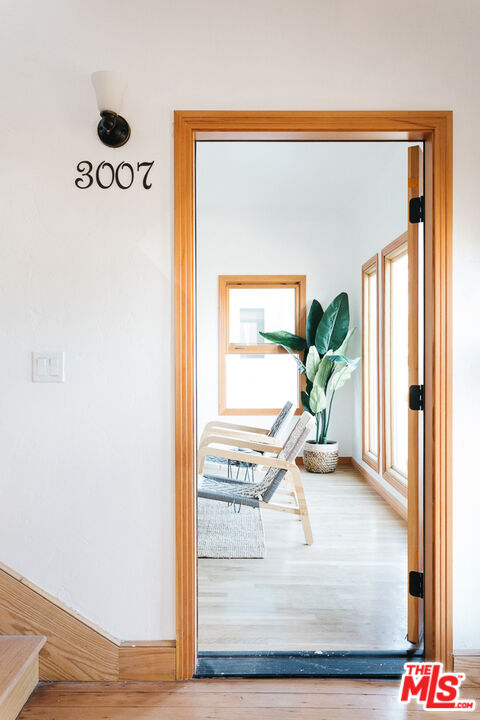 3009 Virginia Road Los Angeles, CA 90016 - Photo 14 of 17 a view of a living room