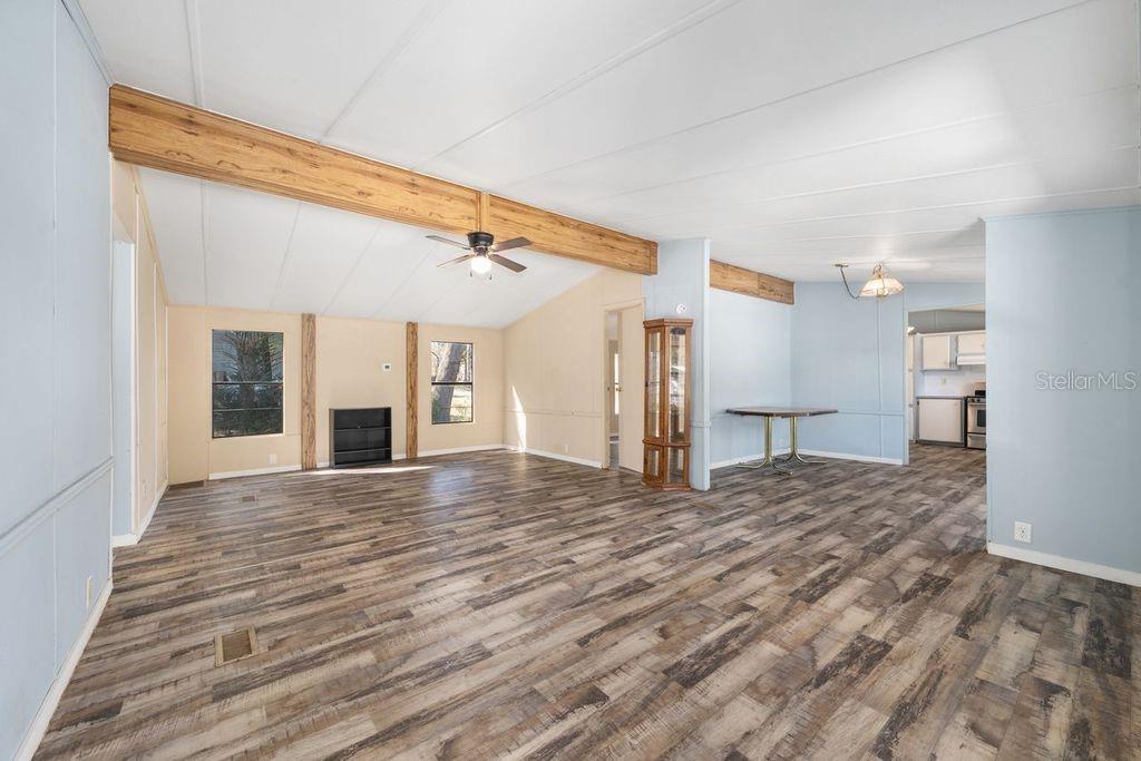 16302 Southeast 57th Street Ocklawaha, FL 32179 - Photo 13 of 64