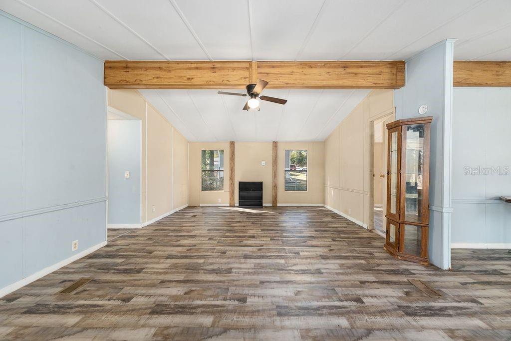 16302 Southeast 57th Street Ocklawaha, FL 32179 - Photo 17 of 64