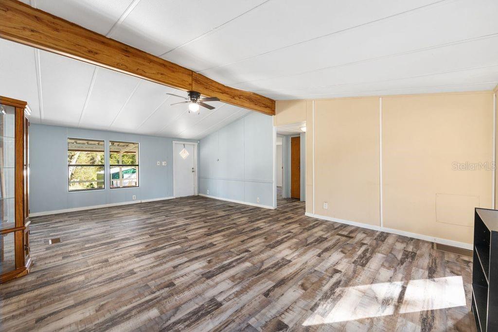 16302 Southeast 57th Street Ocklawaha, FL 32179 - Photo 20 of 64