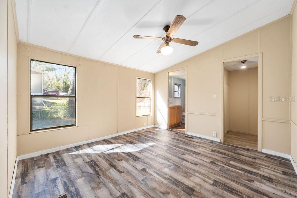 16302 Southeast 57th Street Ocklawaha, FL 32179 - Photo 36 of 64