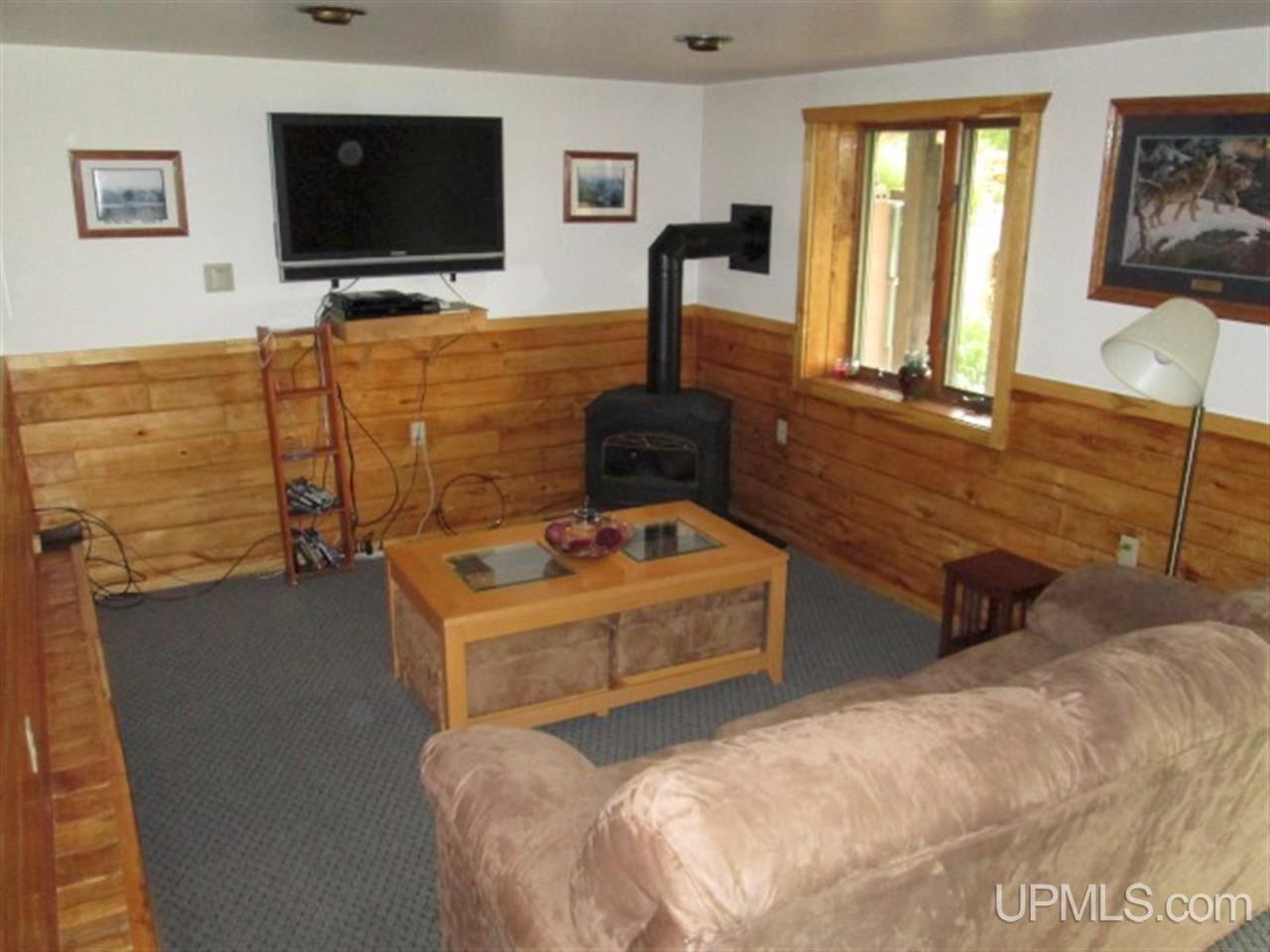 20392 Summit Road Lanse, MI 49946 - Photo 17 of 28 Gallery Image 17