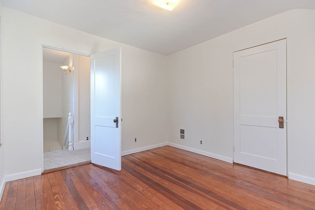 12 Ballard Street Saugus, MA 01906 - Photo 18 of 38