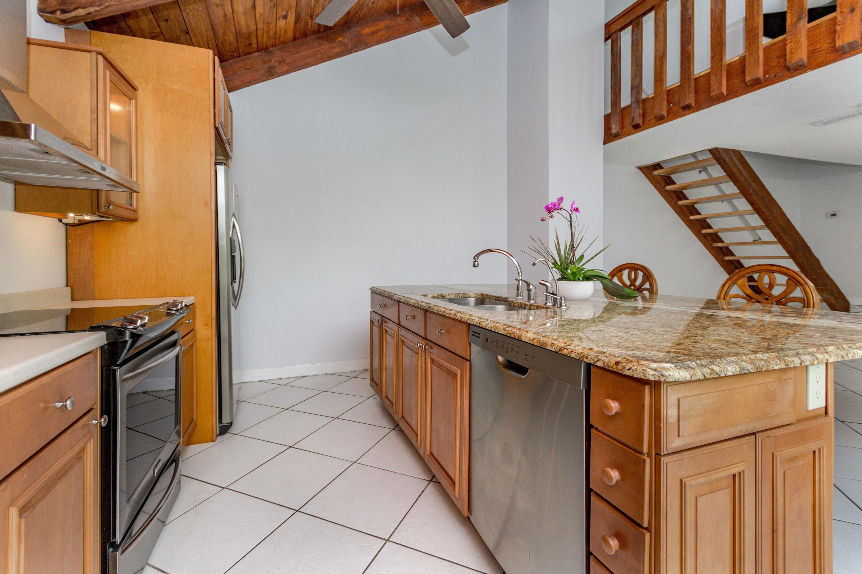 1605 Highway 1, Unit 2F Jupiter, FL 33477 - Photo 18 of 42 1605 US1 Jupiter FL 33477 USA-print-014-