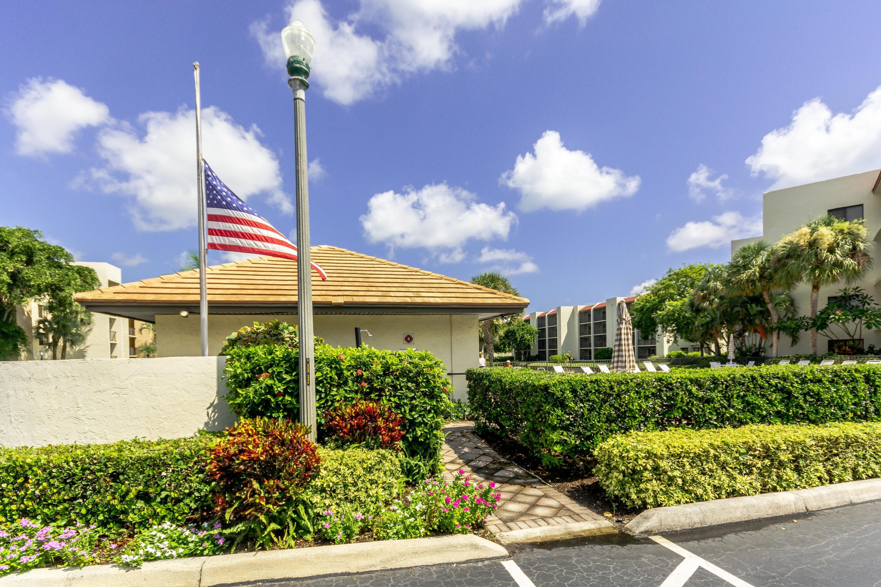 1605 Highway 1, Unit 2F Jupiter, FL 33477 - Photo 38 of 42 1605 US1 Jupiter FL 33477 USA-print-043-