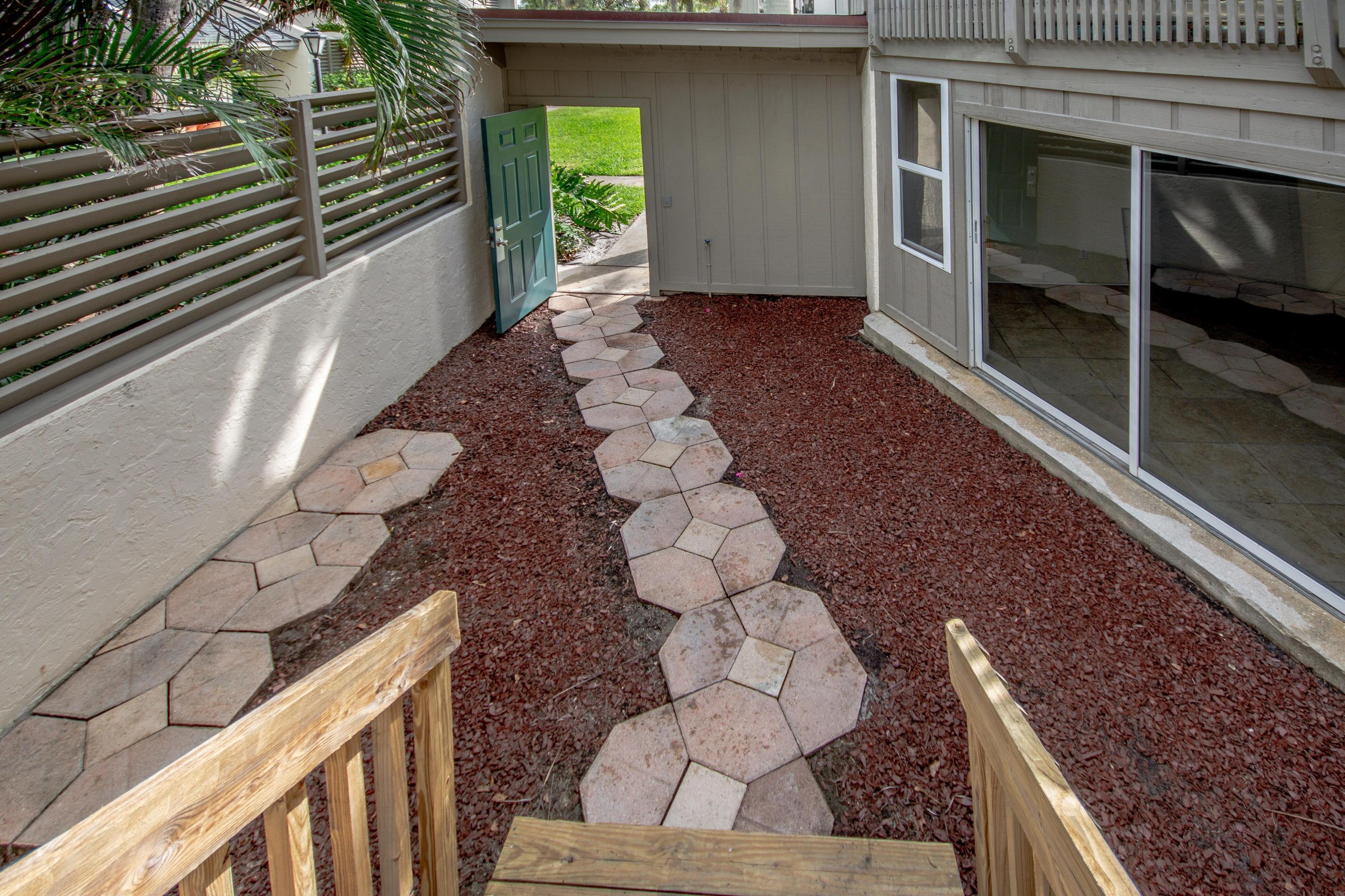 1605 Highway 1, Unit 2F Jupiter, FL 33477 - Photo 7 of 42 1605 US1 Jupiter FL 33477 USA-print-035-