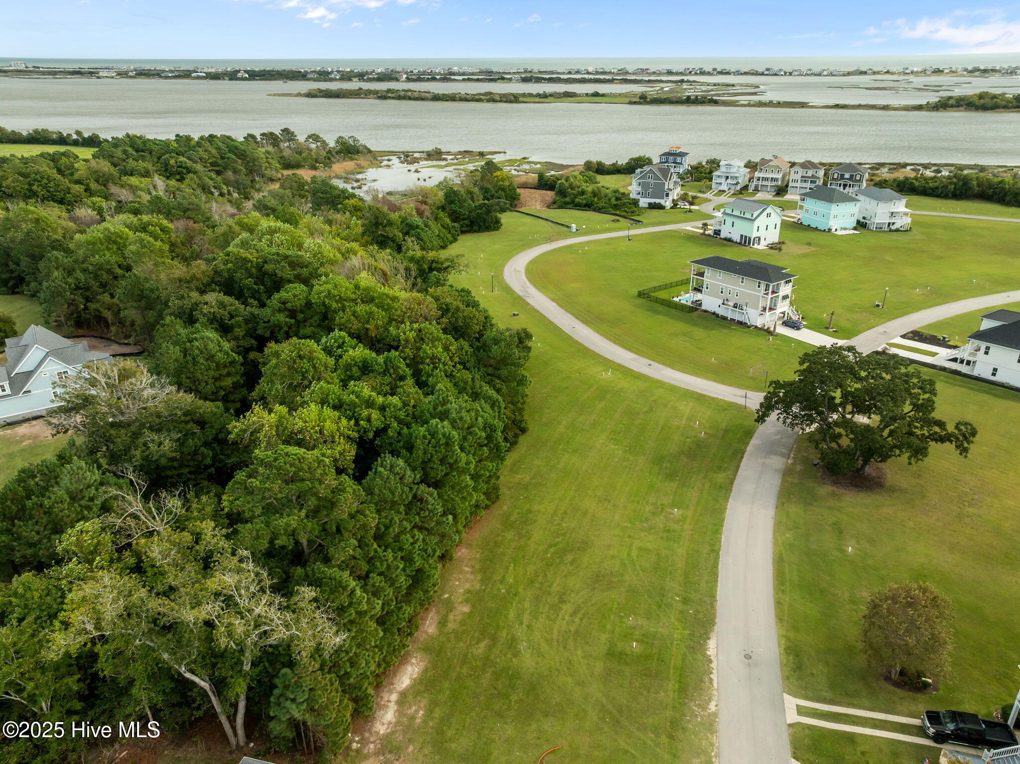 201 Marshside Landing Holly Ridge, NC 28445 - Photo 5 of 55 11-web-or-mls-DJI_0300