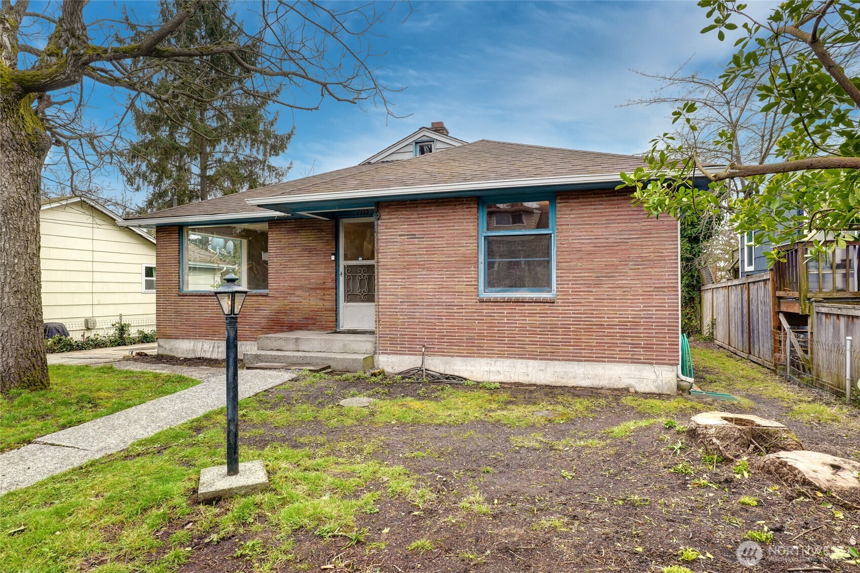7115 44th Avenue Southwest Seattle, WA 98136 - Photo 3 of 25