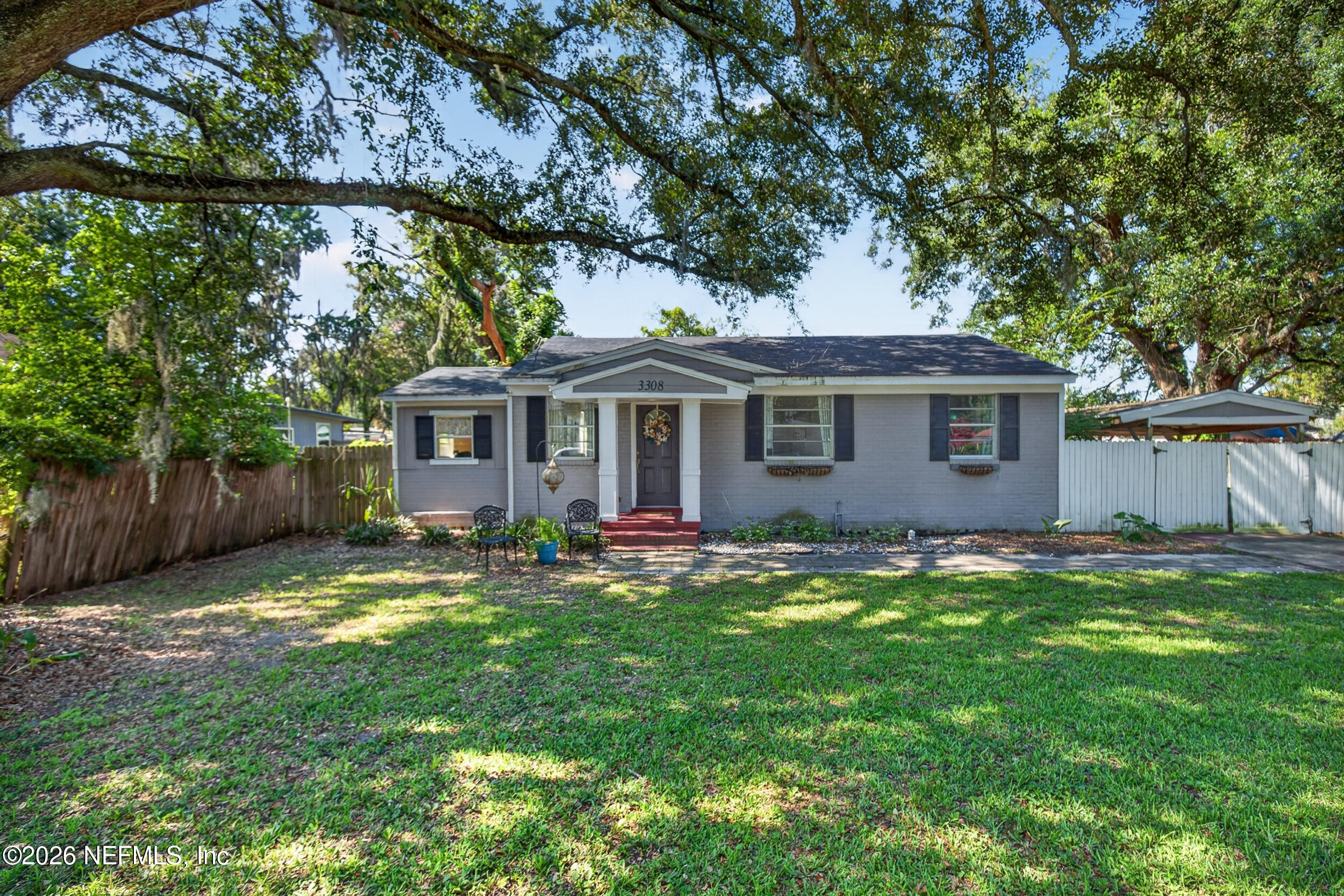 3308 Sheridan Road Jacksonville, FL 32207 - Photo 7 of 50 33_front facade 3