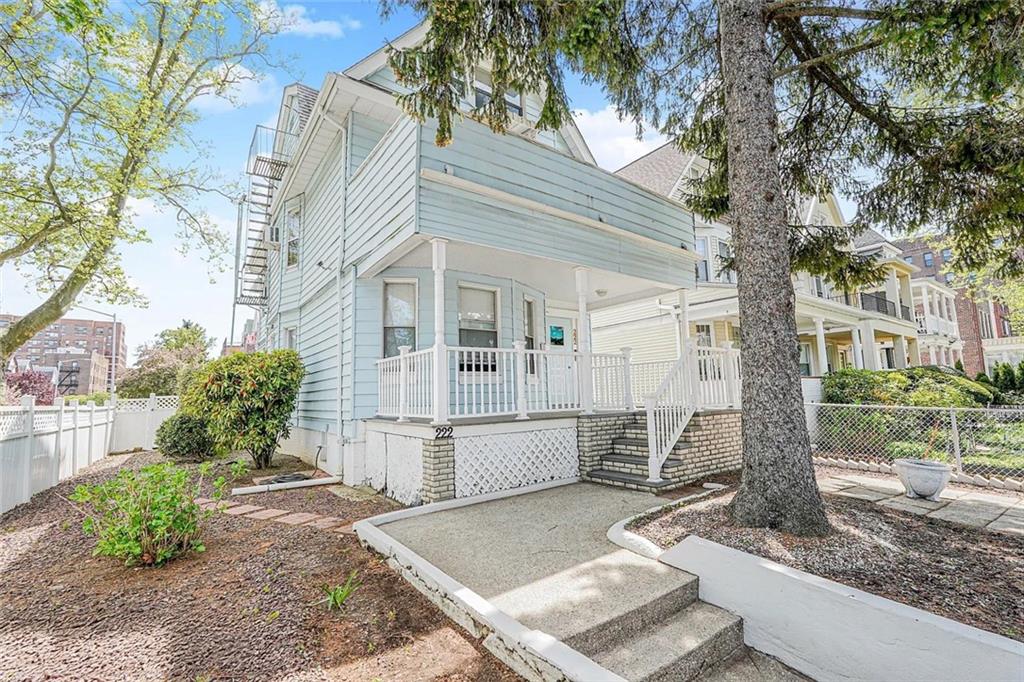 222 Albemarle Road Brooklyn, NY 11218 - Photo 1 of 41 a front view of a house with garden