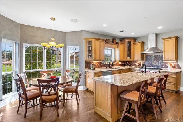 $1,199,996 | 38 Hamlet Drive, Mount Sinai, NY 11766