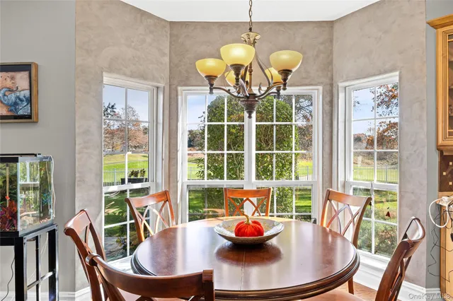 $1,199,996 | 38 Hamlet Drive, Mount Sinai, NY 11766