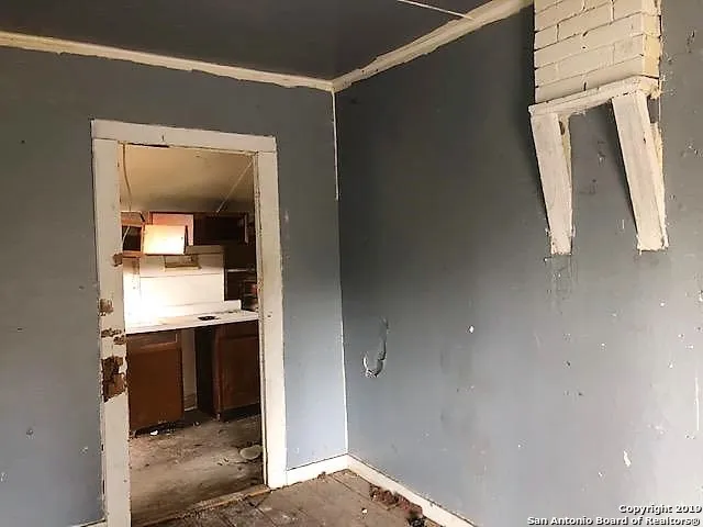 $59,900 | 623 Sanchez Street, Pleasanton, TX 78064