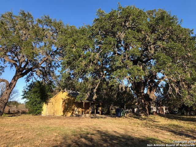 623 Sanchez Street Pleasanton, TX 78064 - Photo 6 of 16
