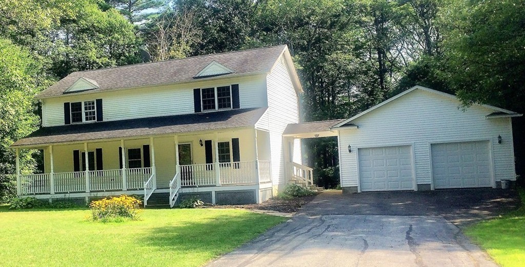 108 Blue Meadow Road Belchertown, MA 01007 - Photo 3 of 26 Gallery Image 3