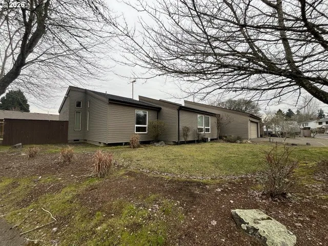 $575,000 | 1135 Lakewood Drive Southwest, Albany, OR 97321