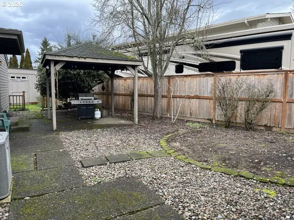 $555,000 | 1135 Lakewood Drive Southwest, Albany, OR 97321