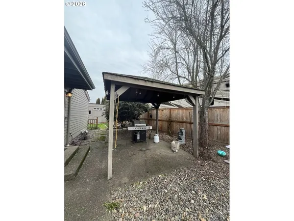$555,000 | 1135 Lakewood Drive Southwest, Albany, OR 97321