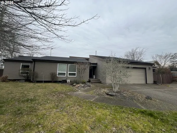 $555,000 | 1135 Lakewood Drive Southwest, Albany, OR 97321