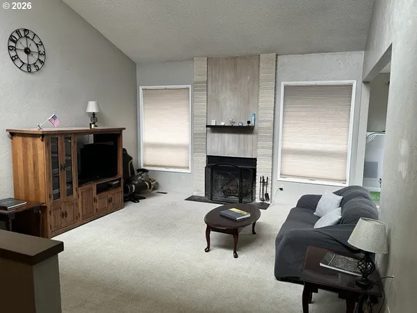 $555,000 | 1135 Lakewood Drive Southwest, Albany, OR 97321
