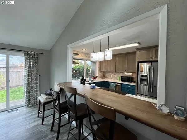 $555,000 | 1135 Lakewood Drive Southwest, Albany, OR 97321