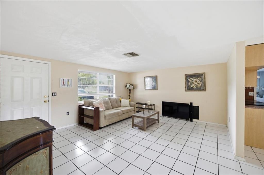 6037 Moog Road New Port Richey, FL 34653 - Photo 10 of 23 Gallery Image 10