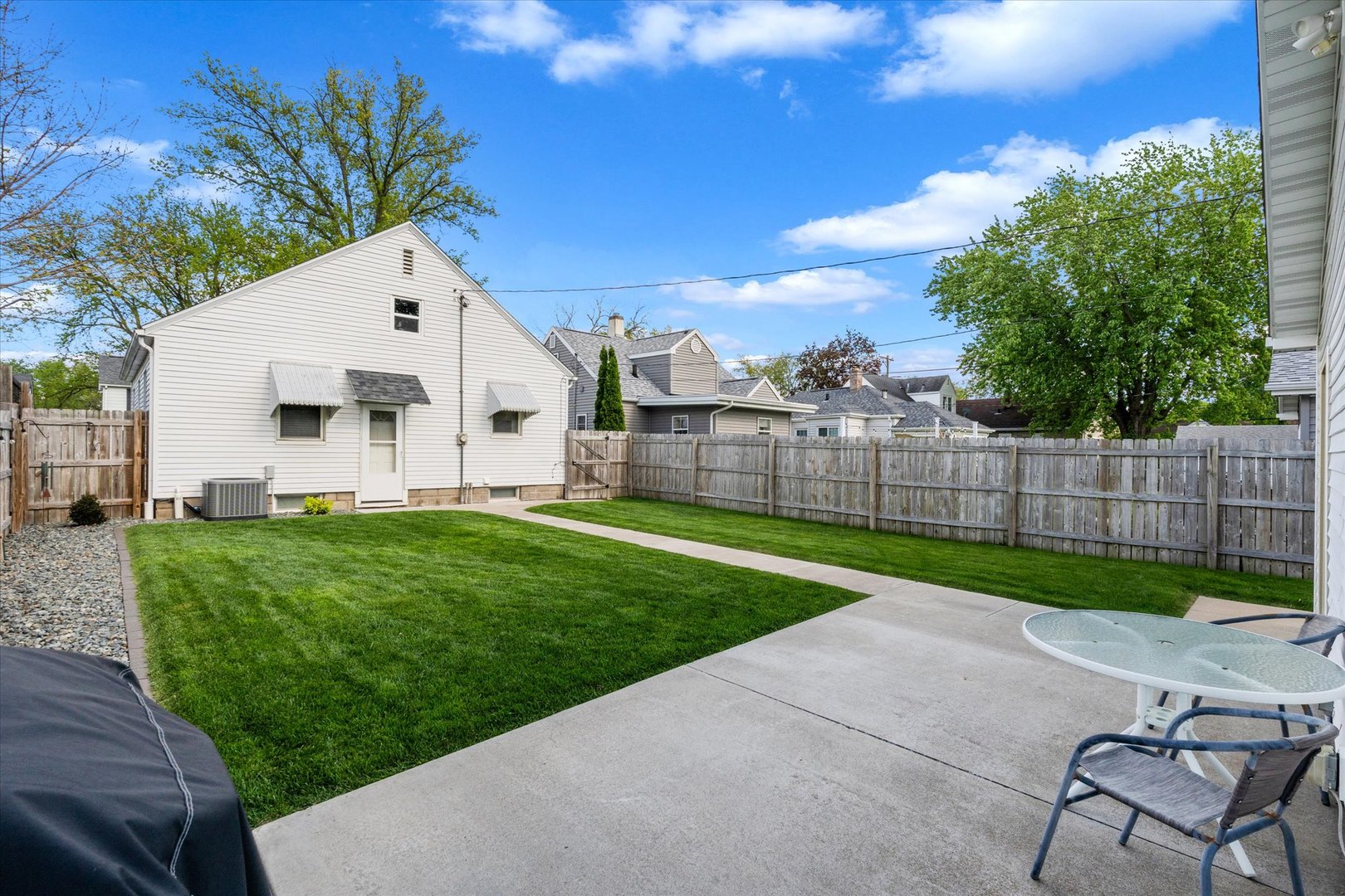 2365 30th Street Moline, IL 61265 - Photo 6 of 46