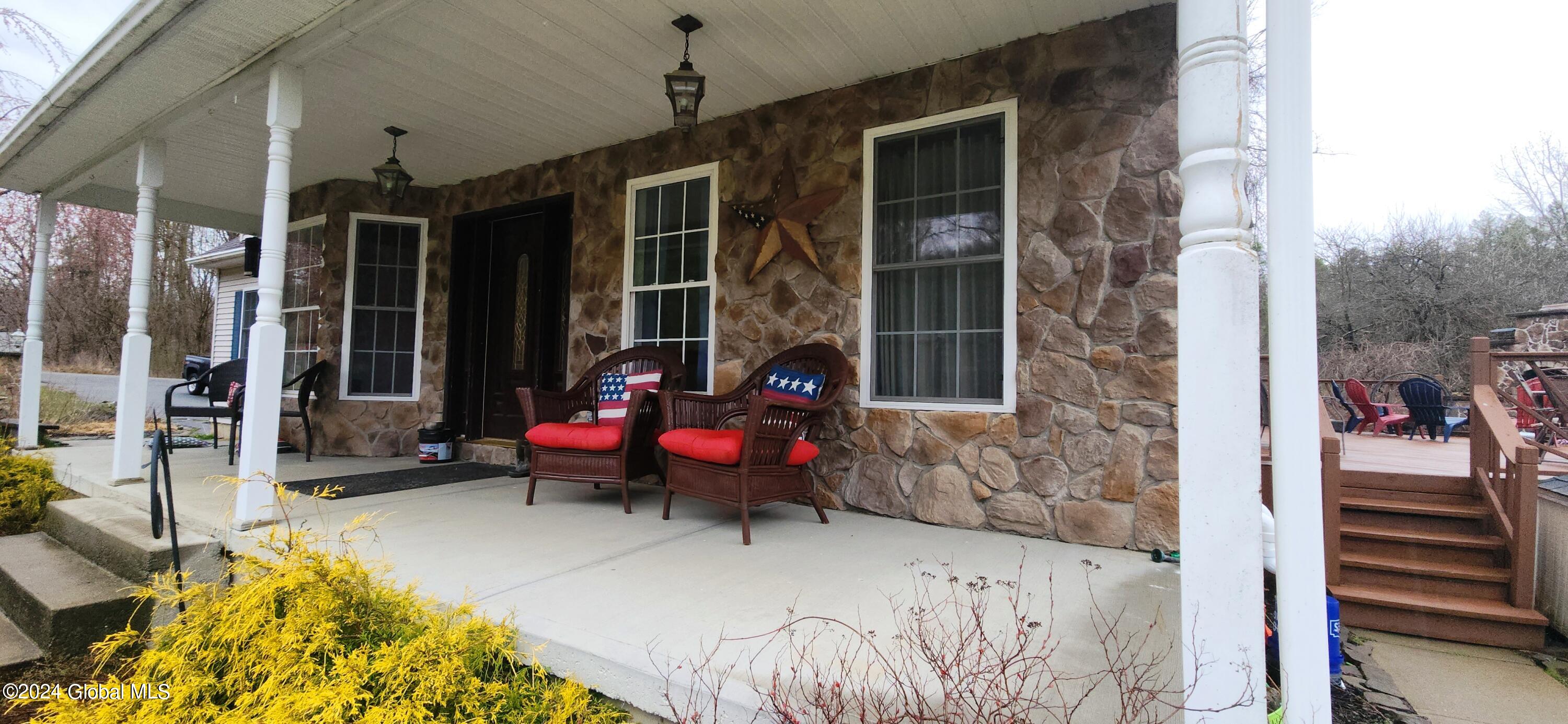 16 Woodview Road Pittstown, NY 12182 - Photo 4 of 51 20240410_171042